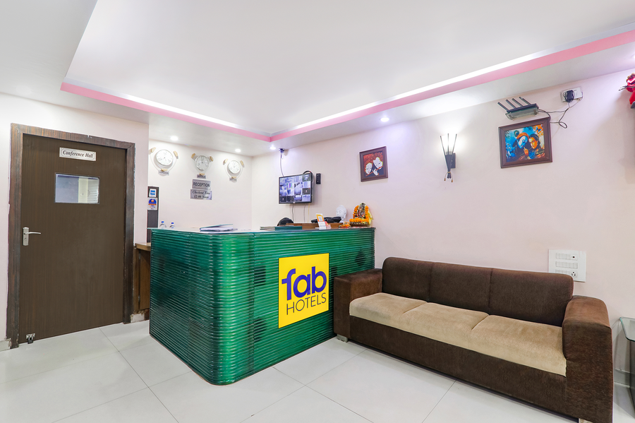 Fabhotel Royal Ville,KIDWAIPURI,3 star