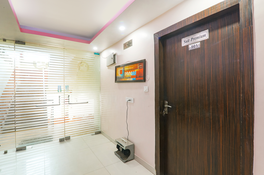fabhotel royal ville