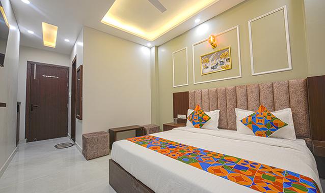 fabhotel relax inn palace