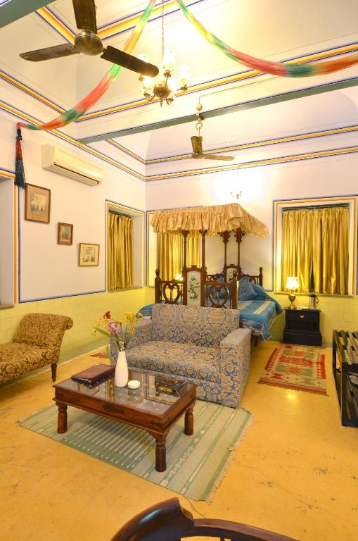 koolwal kothi zinc journey by the fern nawalgarh rajasthan