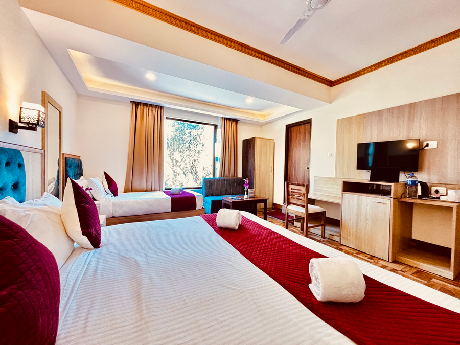 kunden fortune resort gangtok near mg marg