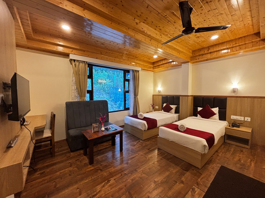 kunden fortune resort gangtok near mg marg