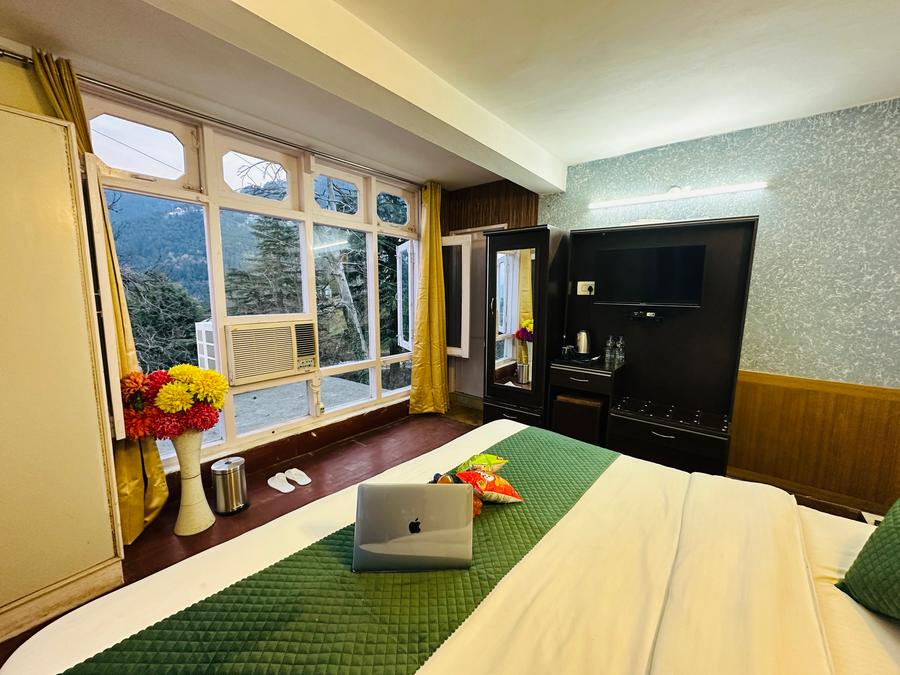 hotel eagle nest central heated