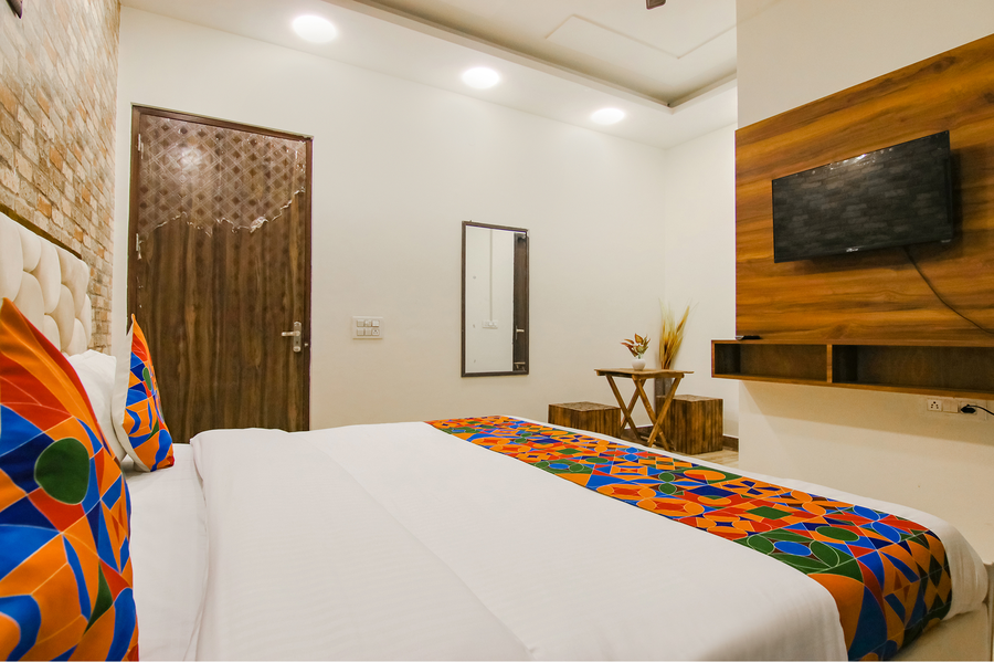 fabhotel sky lark farm