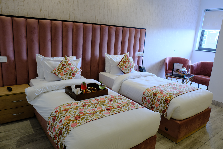 acr luxury hotel