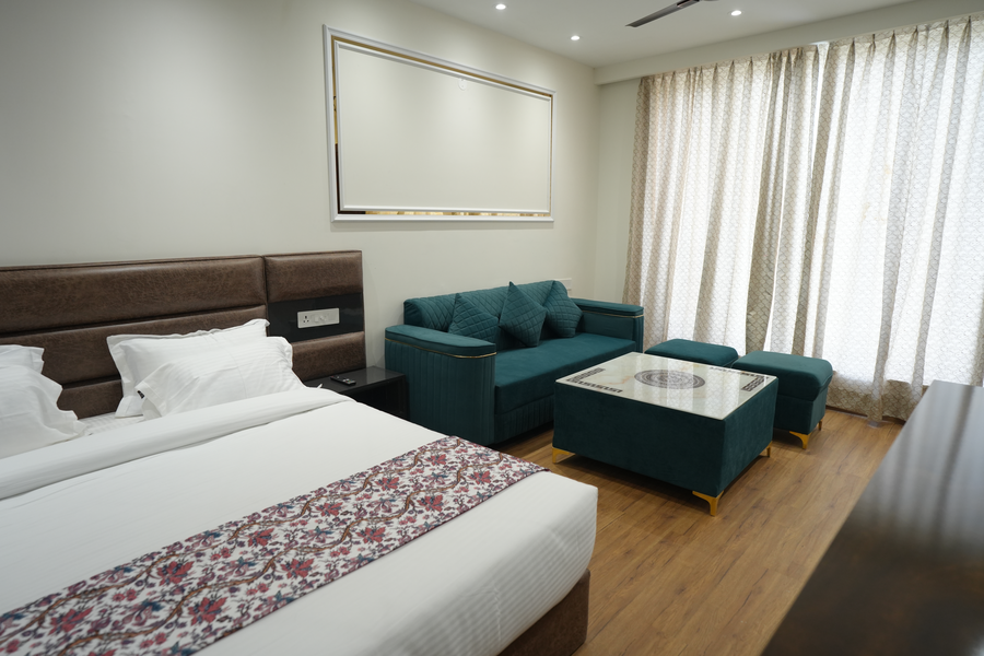 acr luxury hotel
