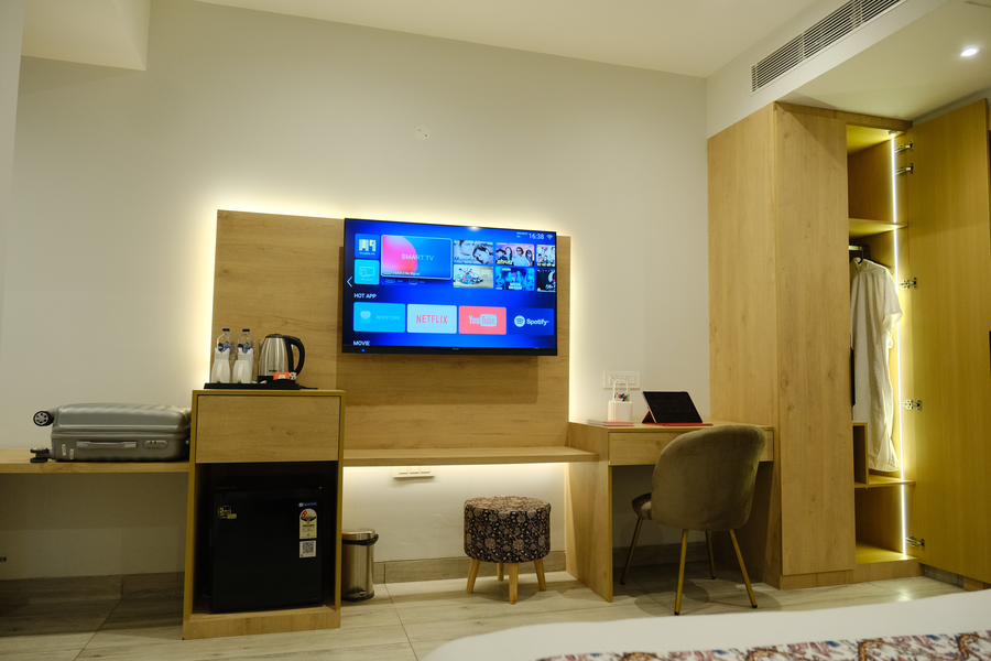 acr luxury hotel