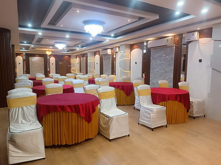 Raj Vilas Hotel & Resort,,4 star