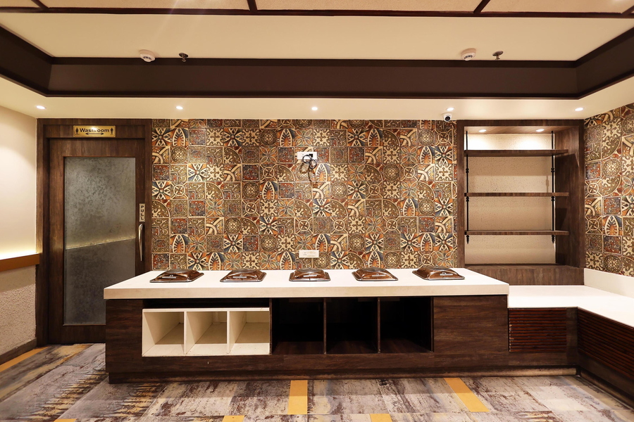 the elegance hotel varanasi