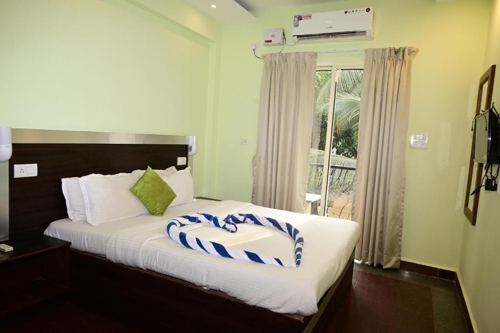 daksh elite candolim