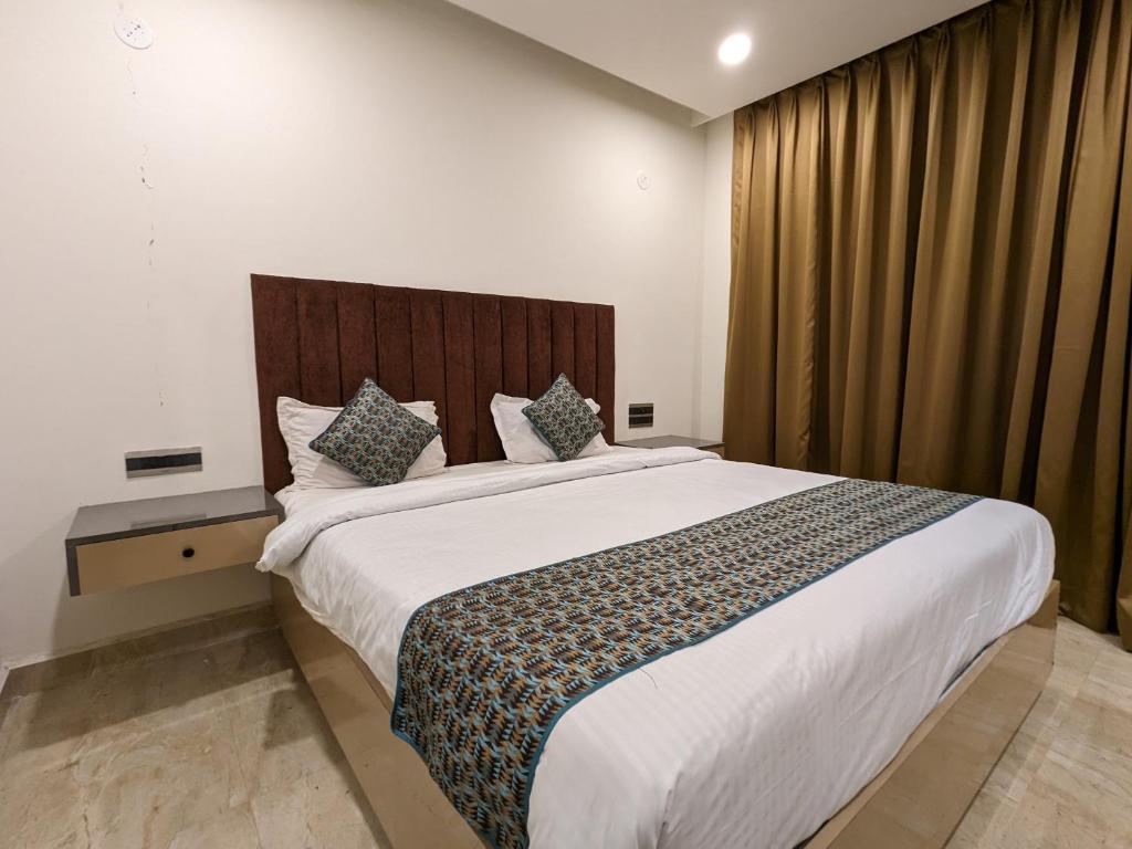 hotel bellas residency