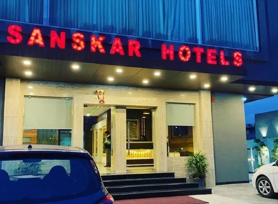 hotel sanskar palace