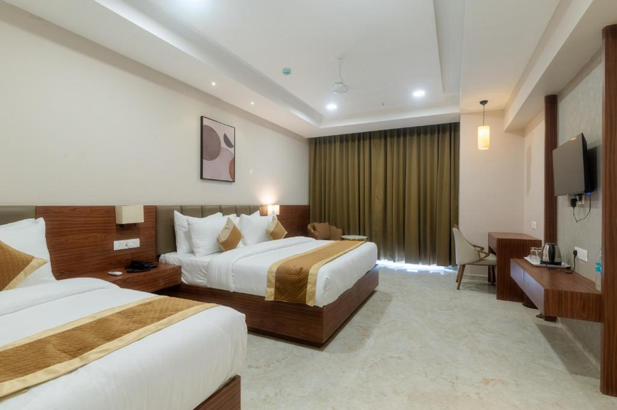 Vits Satyajeet Karad,Gote,4 star