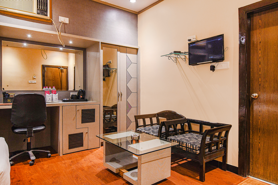 fabhotel shivani international