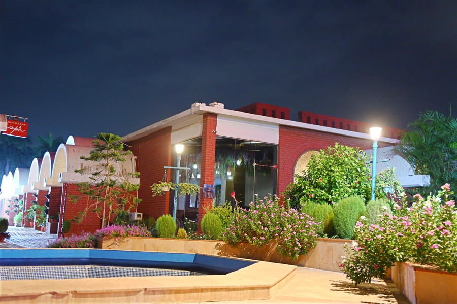 Goa Country Club,Palam Vihar,4 star