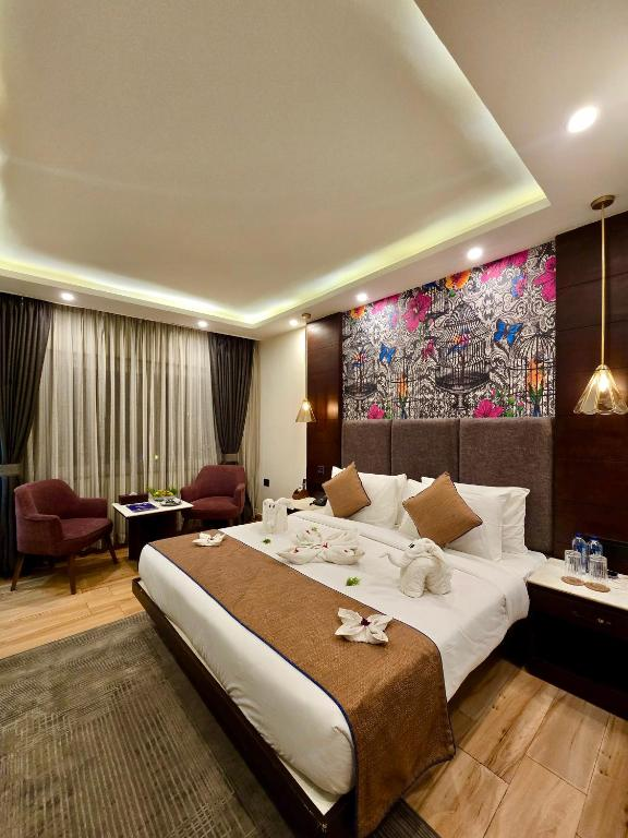 Romeo Lane The Courtyard House,Kulri Chowk,4 star