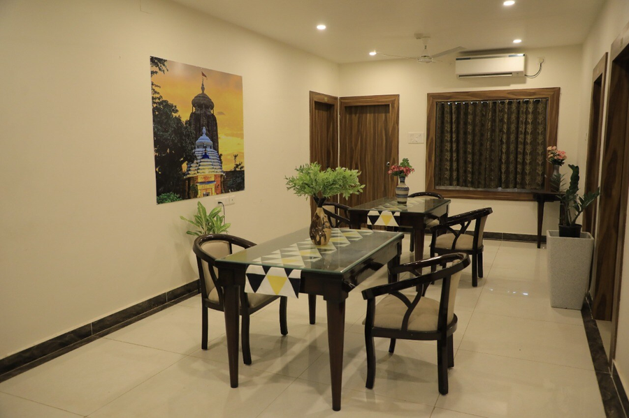 hotel lily inn bhubaneswar