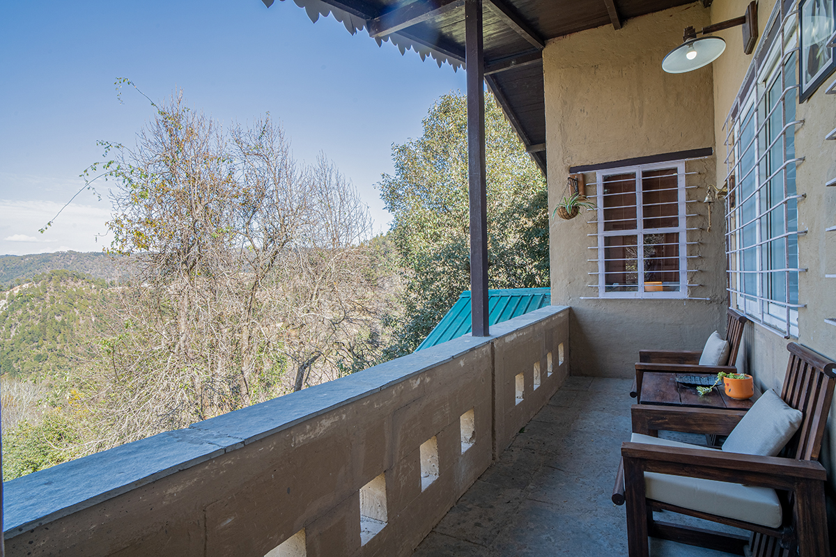 himalayan luxe homestead pottery baking workshop