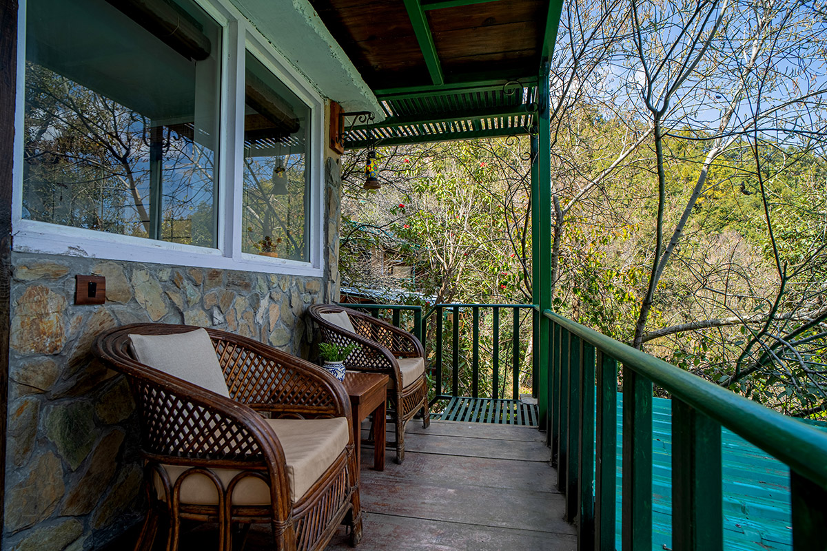 himalayan luxe homestead pottery baking workshop