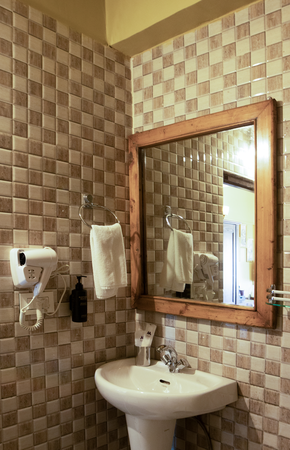 mount queens hill resort and spa