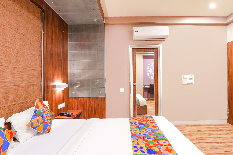 fabhotel arastu plaza nr nampally railway station