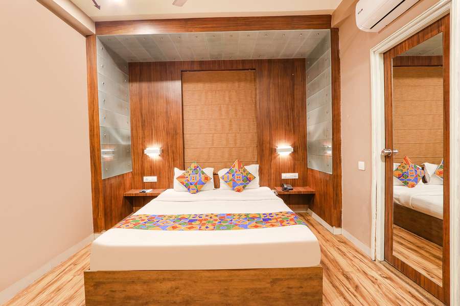 fabhotel arastu plaza nr nampally railway station