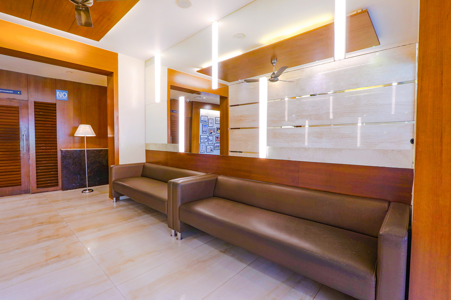 fabhotel arastu plaza nr nampally railway station