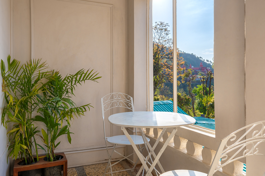 maati resort by the lake hill