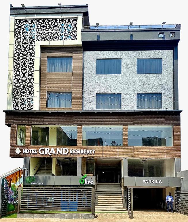 hotel grand residency