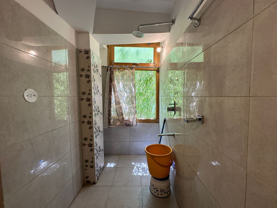 ashoor guest house and restaurant