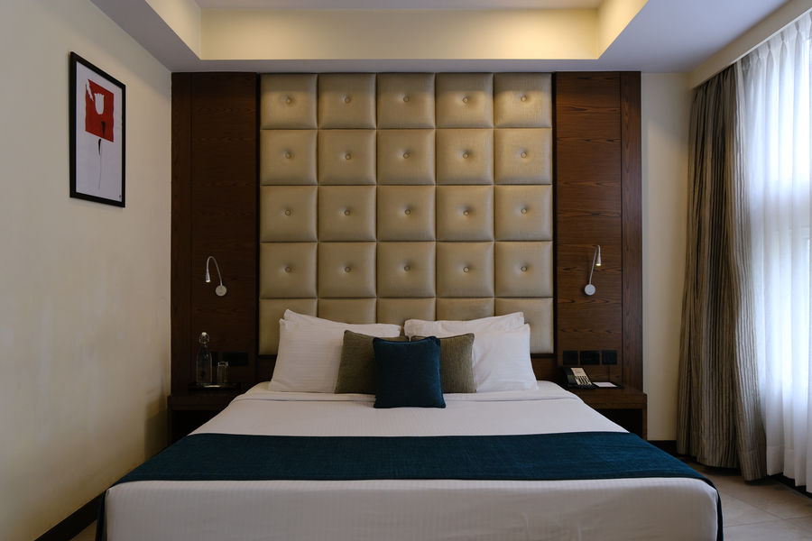 peerless hotel kolkata