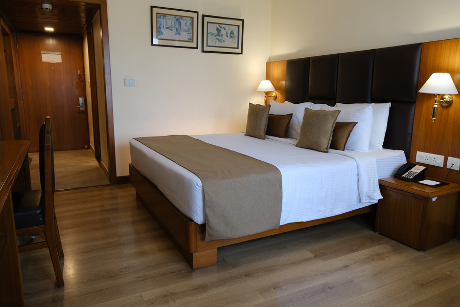 peerless hotel kolkata