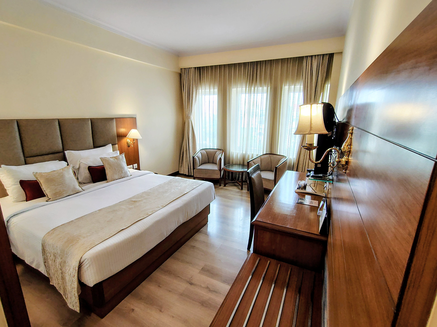 peerless hotel kolkata