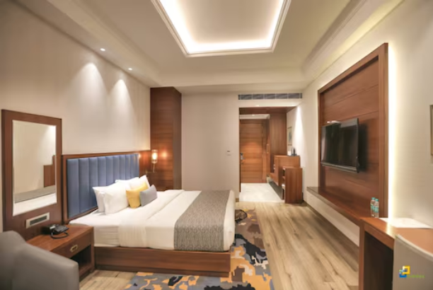 The Montage,Hassanpur,4 star
