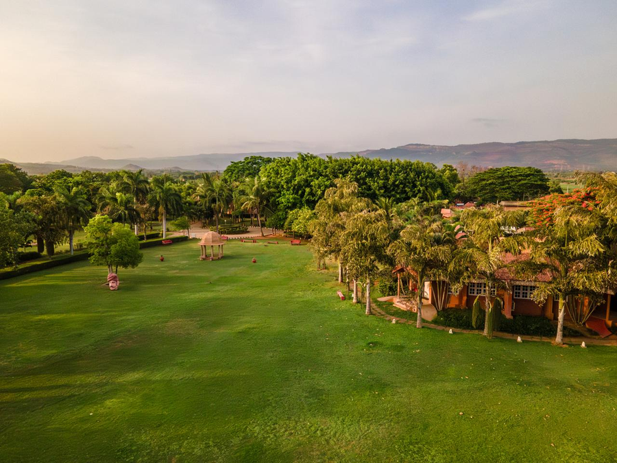 Vijayshree Resort  Hampi,Hampi Main Road,4 star