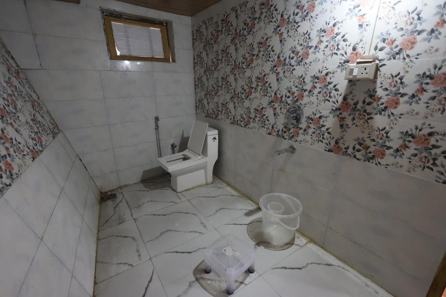 tirthan village resort