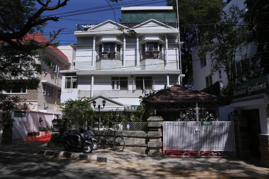 Terrace Gardens Guest House,Diary Circle>>Bengaluru,3 star
