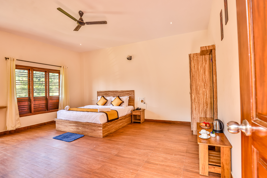 hill crest resort coorg