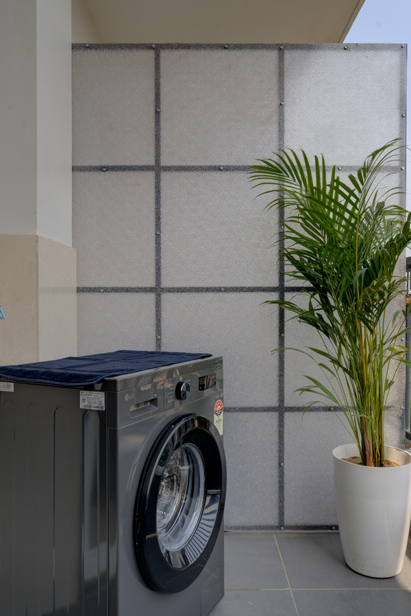 The Lodgers 1 Bhk Serviced Apartments,Sector 52,3 star
