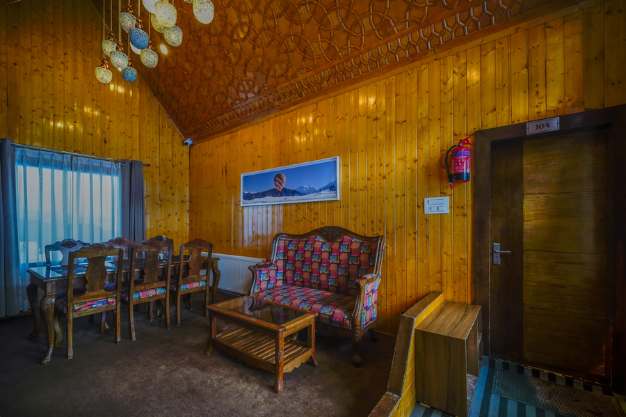 gulmarg woods by stay pattern