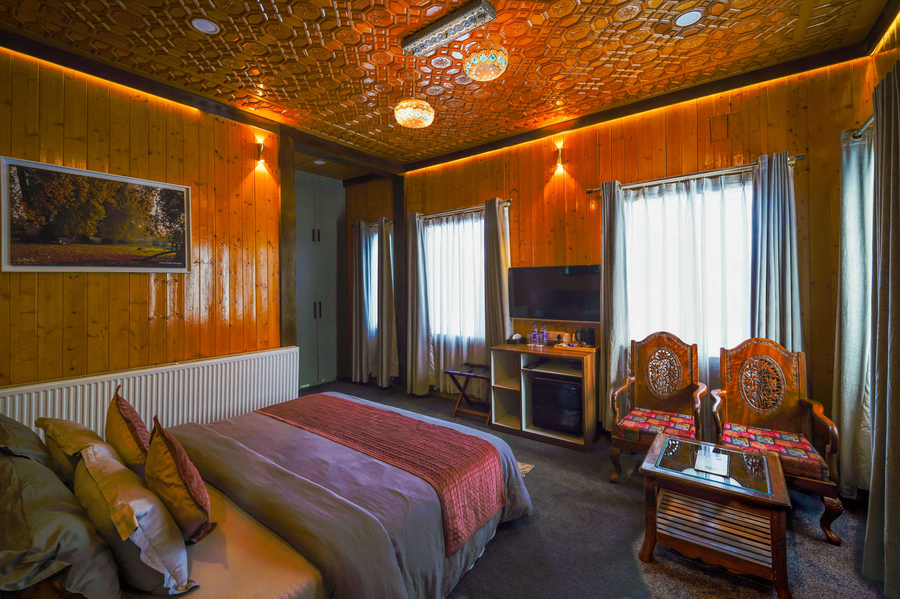 gulmarg woods by stay pattern