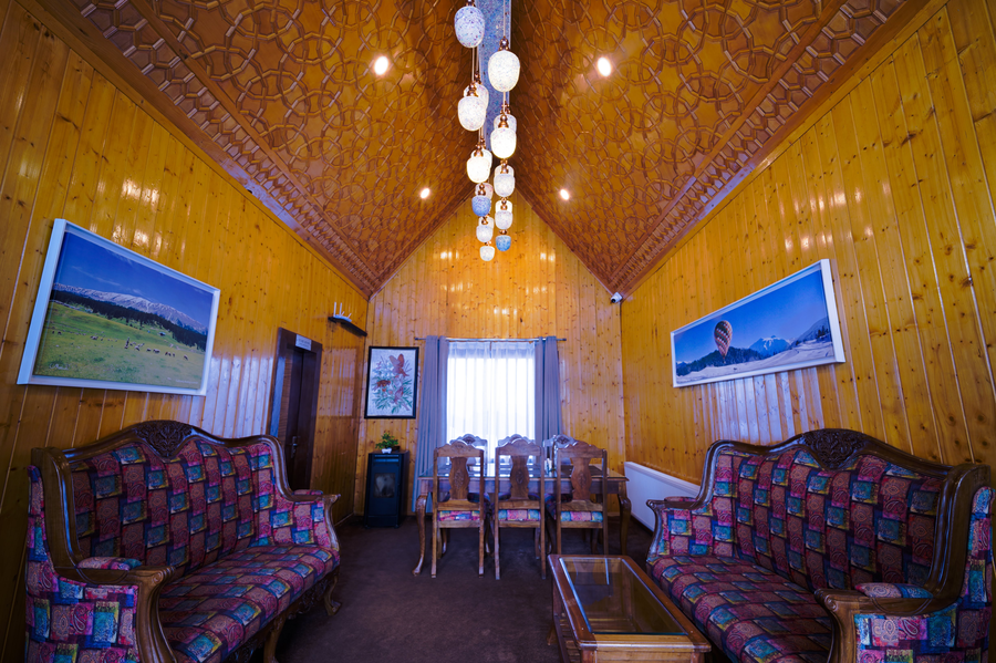 gulmarg woods by stay pattern