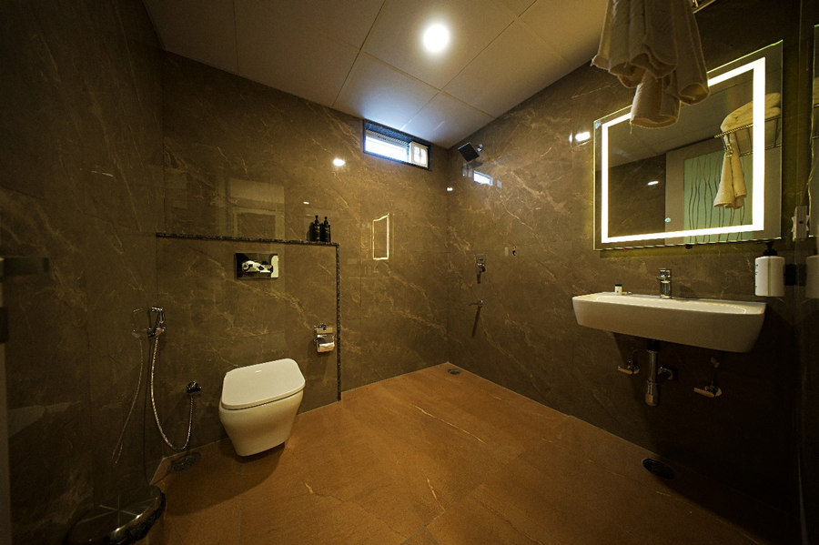 veerdency luxury resort 3 km to bangalore airport
