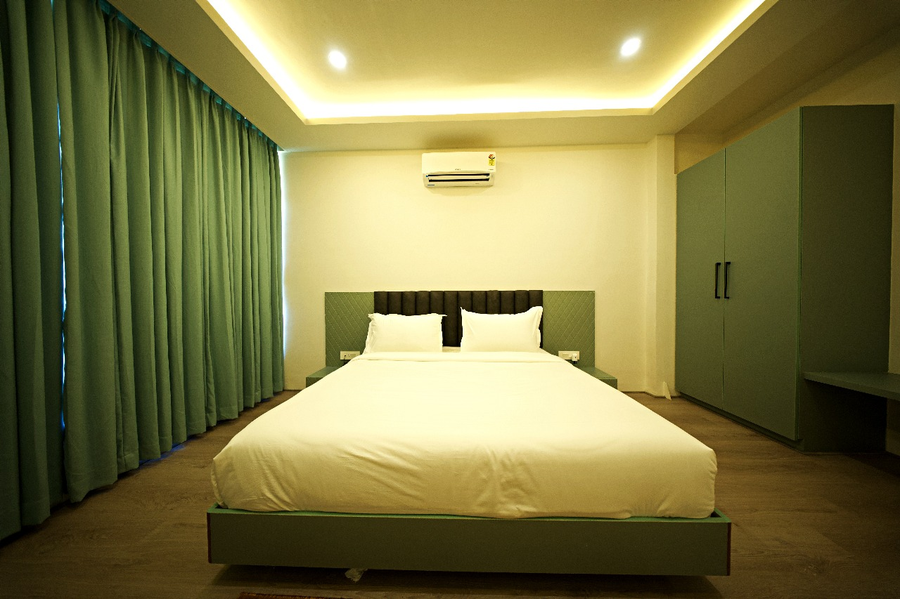 veerdency luxury resort 3 km to bangalore airport