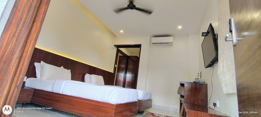 veerdency luxury resort kempegowda international airport road