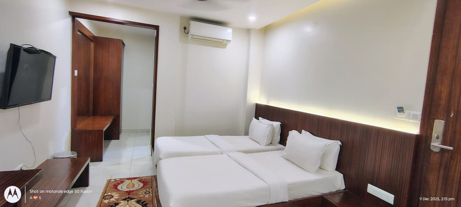 veerdency luxury resort 3 km to bangalore airport