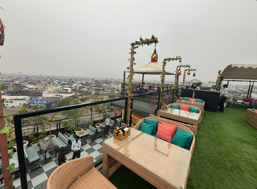 hotel grand sky