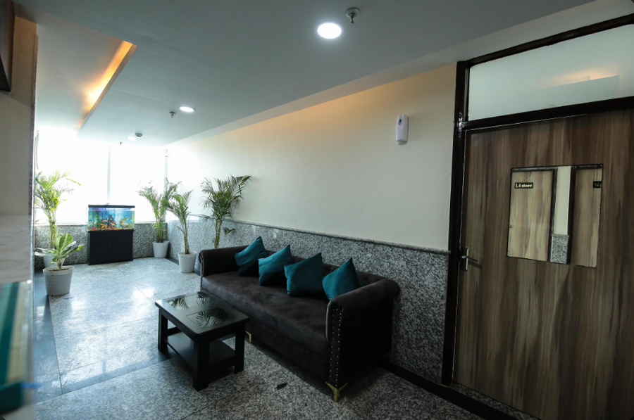 hotel grand sky