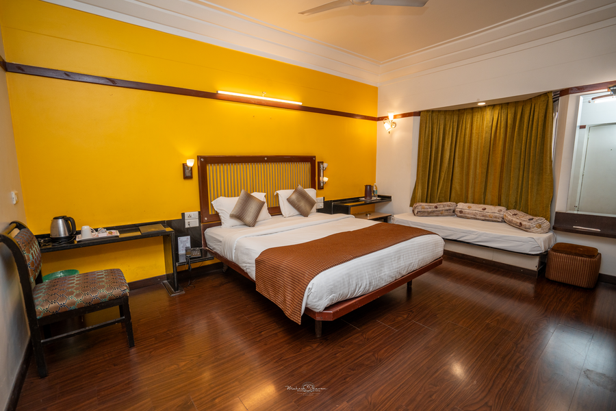 hotel vrishali executive