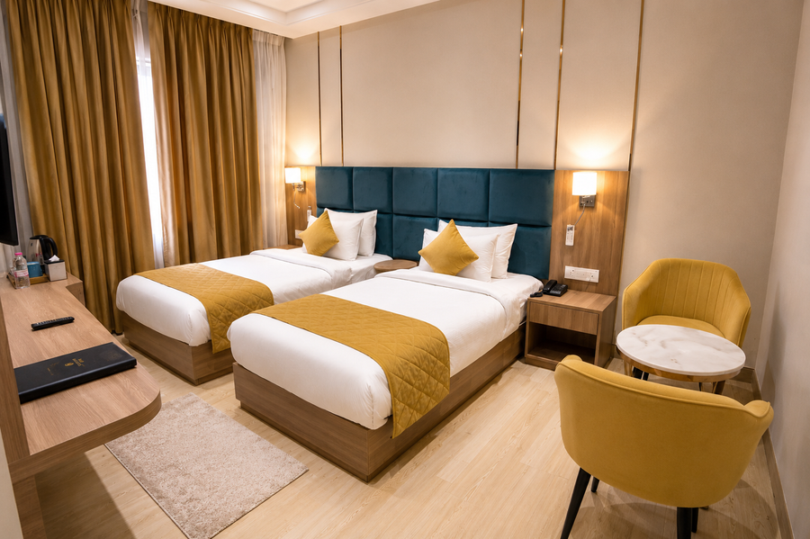 hotel three seasons